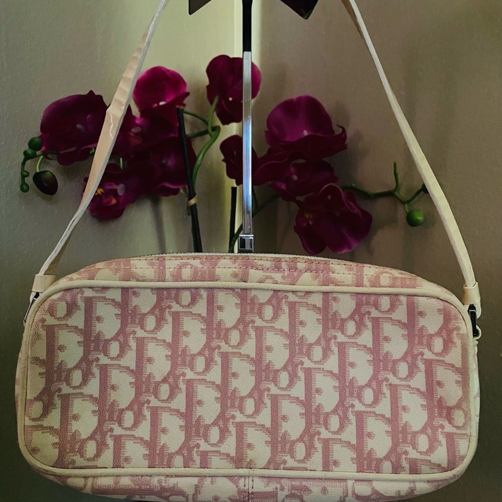 Vintage Christian Dior Handbag
Price is firm - Picture 11 of 11